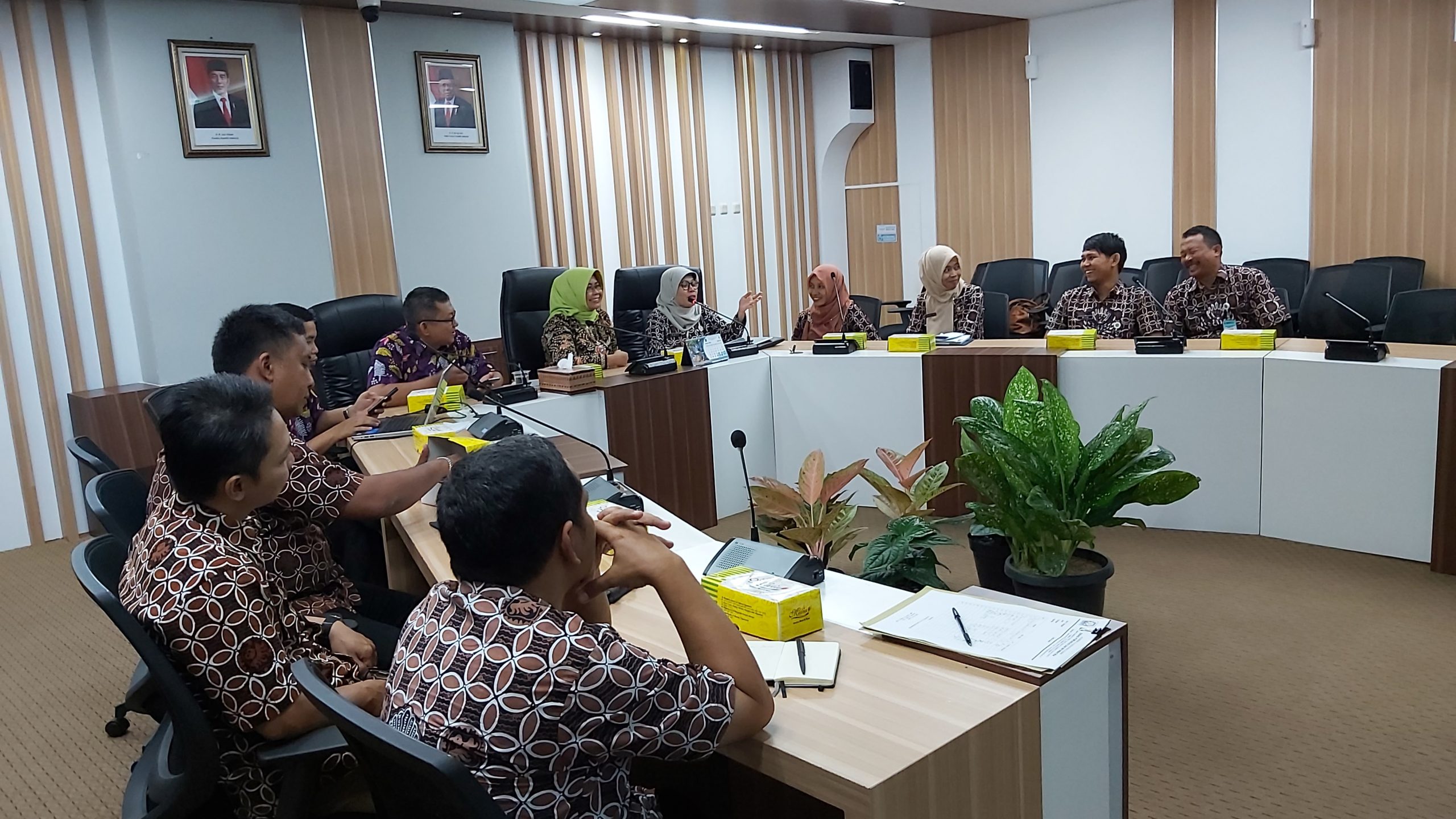 Studi Komparasi Kominfo Bantul Terkait Penerapan Zona Kawasan Menara Telekomunikasi di Sleman