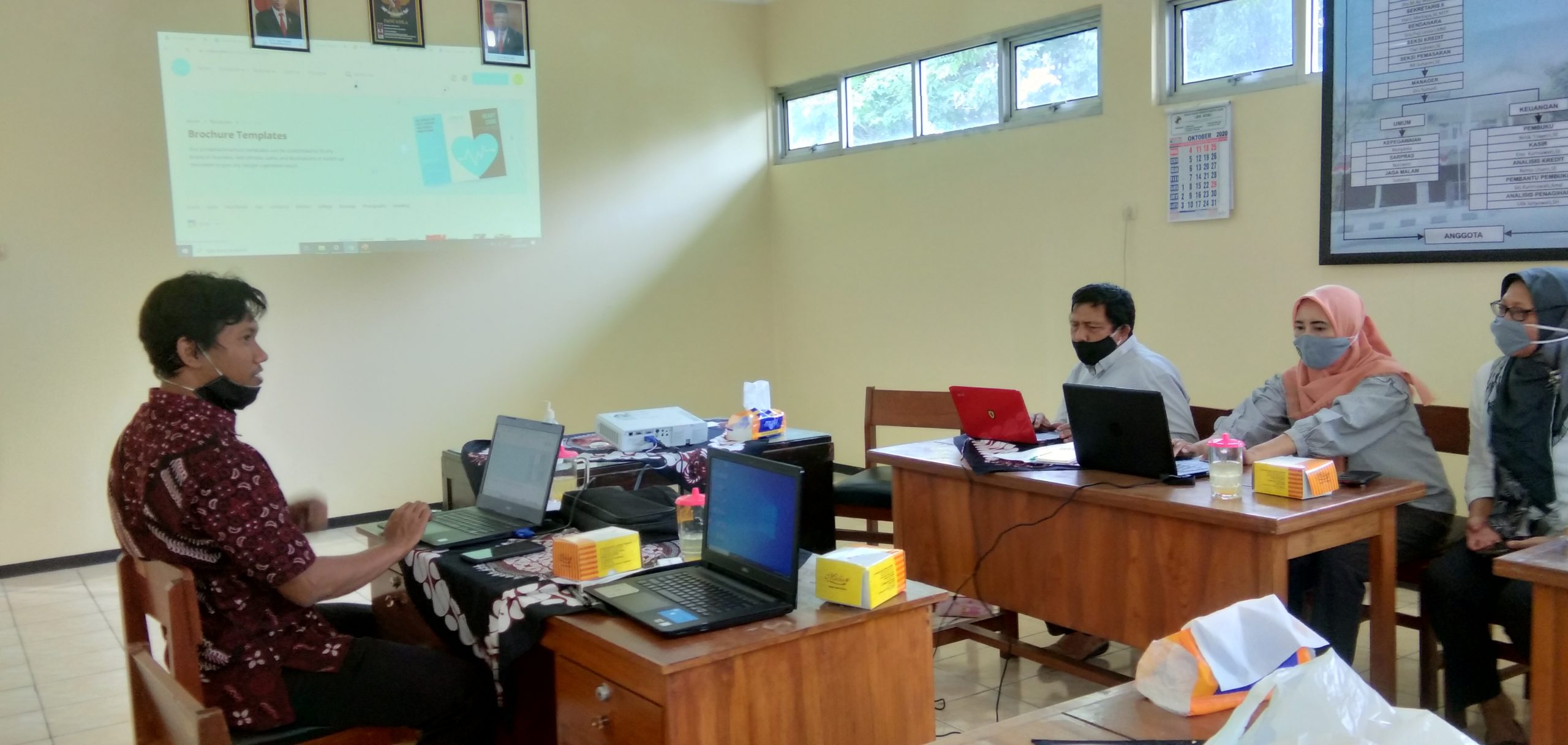 Koperasi manfaatkan media informasi