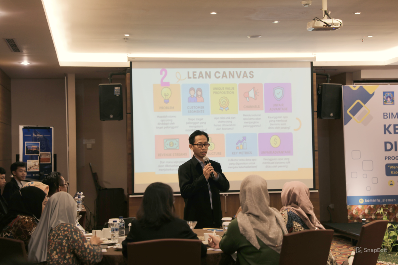 Kominfo Gelar Bimtek Kewirausahaan Digital Dongkrak Pemasaran Produk UMKM Secara Daring
