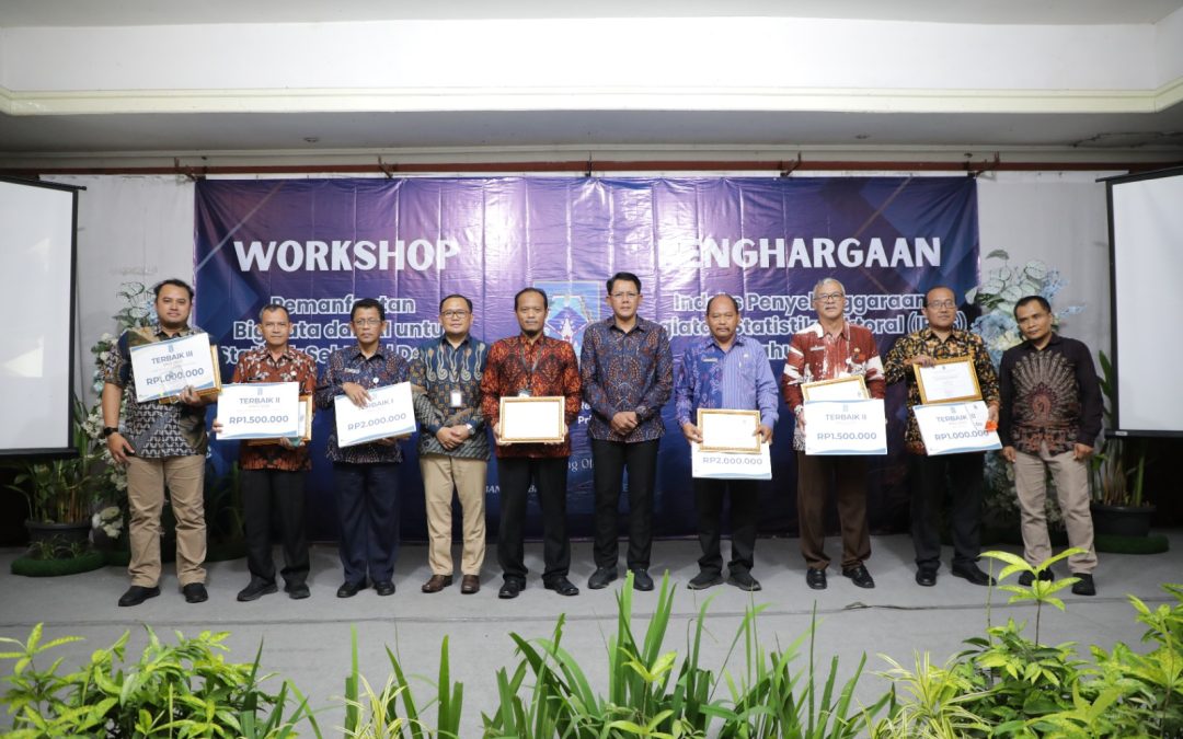 Wabup Sleman Serahkan Penghargaan IPKS Kabupaten Sleman Tahun 2025